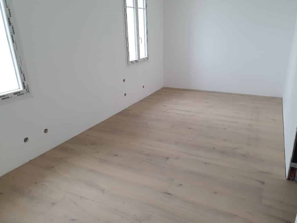 pourquoi le parquet gondole